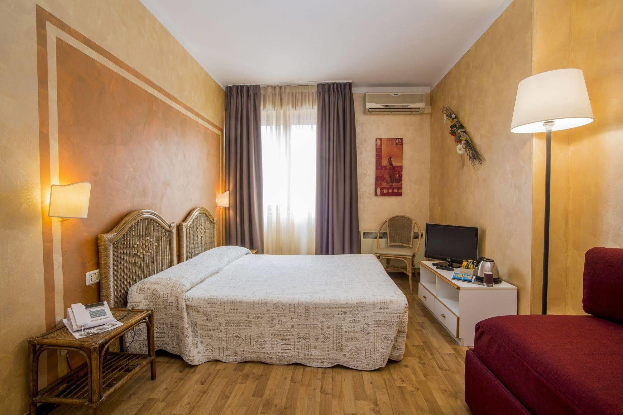 Hotel Le Pageot أَويستا المظهر الخارجي الصورة